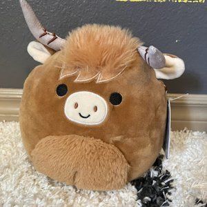 8 inch Calton Squishmallow